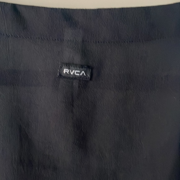 RVCA Tee - Picture 4 of 10